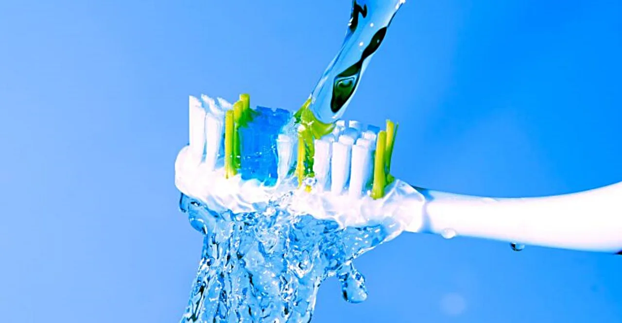 know Why should you never wet your toothbrush before applying Toothpaste