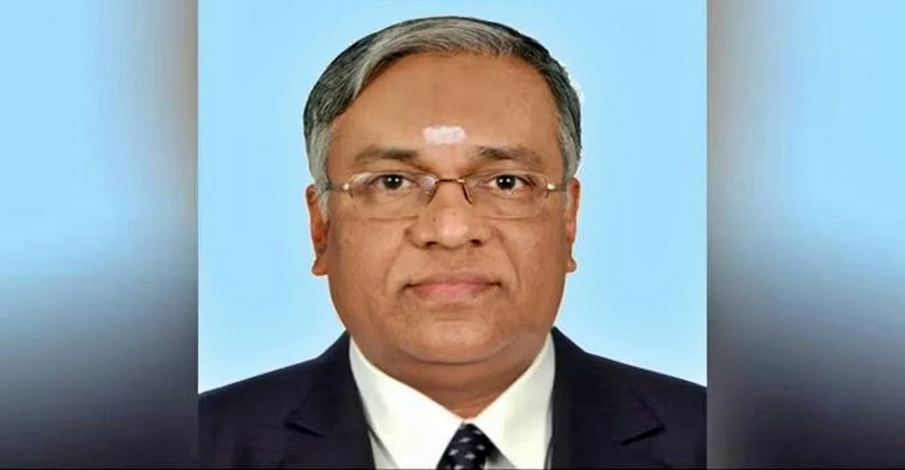 Tamil Nad mercantile Bank mistakenly credited Rs 9000 cr to cab driver's account CEO resigns