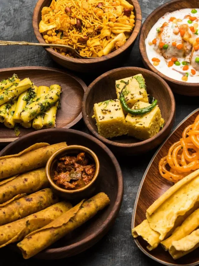 गुजराती स्नॅक्स खाऊन वजन कमी होतं? जाणून घ्या फायदे आणि बरंच काही!