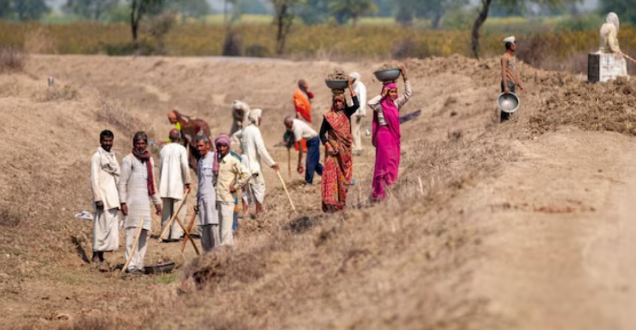 VB-G RAM G bill vs MGNREGA